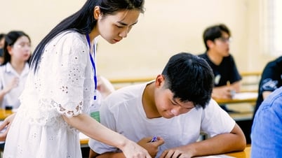 Bộ GD-ĐT khẳng định đề thi tốt nghiệp THPT 2025 không vượt quá chương trình